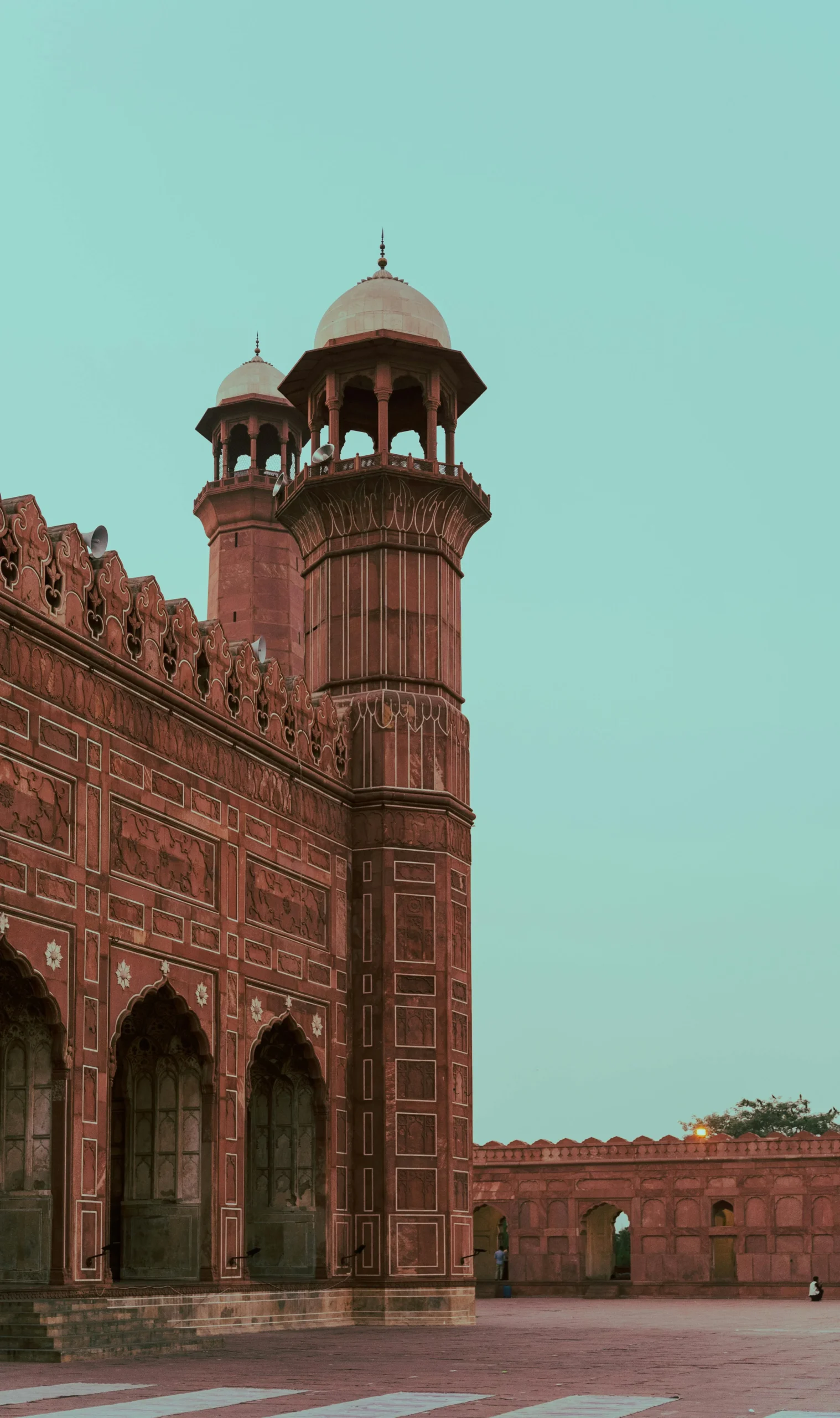 Badshahi Mosque