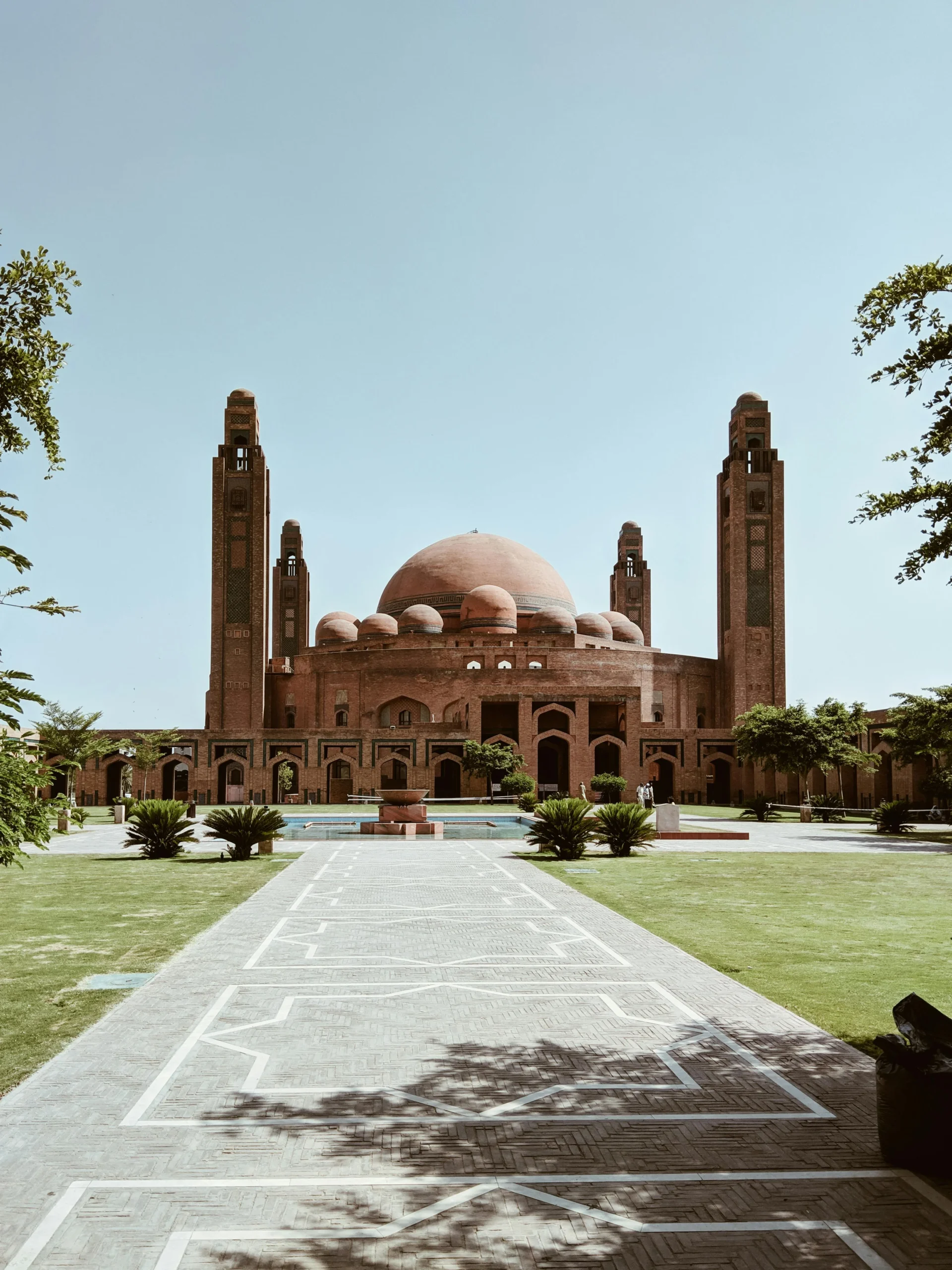 Grand Jamia Mosque Bahria Town L